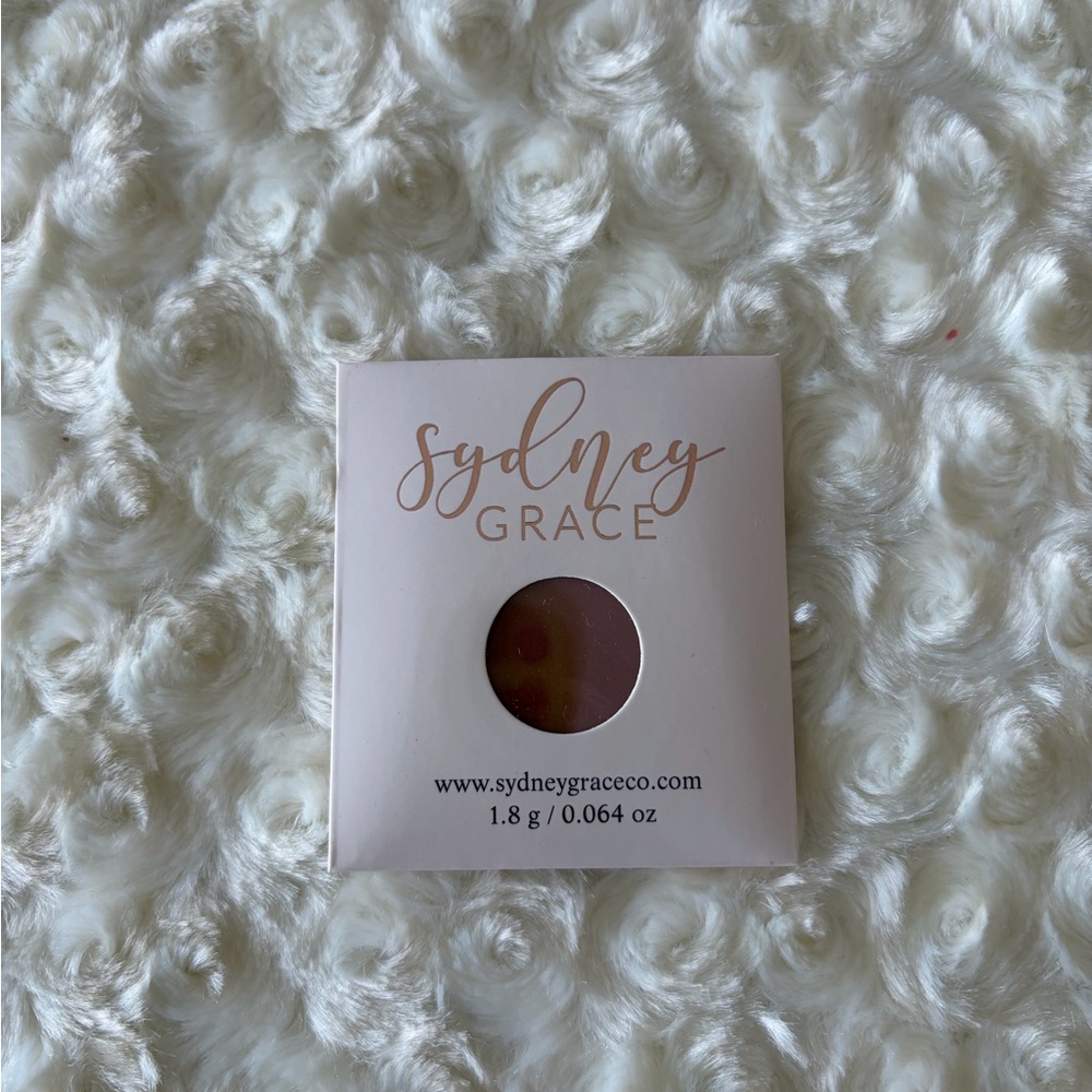 💰5/$25💰 New Sydney Grace Caramel Matte Eyeshadow Single